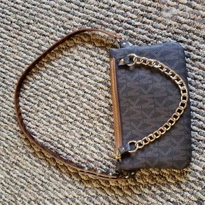 Michael Kors belt bag like brand new size small